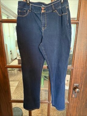 Style & Co Women 14 Dark Wash Curvy Modern Bootcut Jeans Rhinestone Pocket Glam